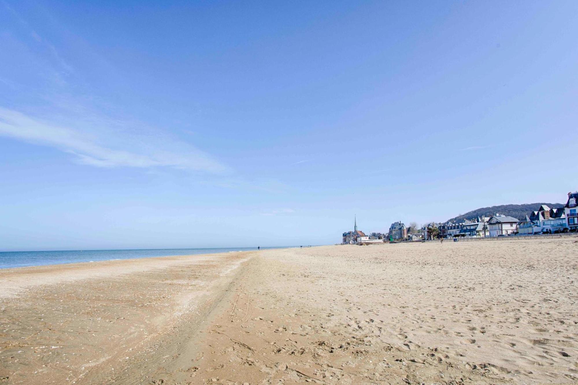Welc'Home In Houlgate - Vue Et Acces Direct Sur Mer Exterior foto